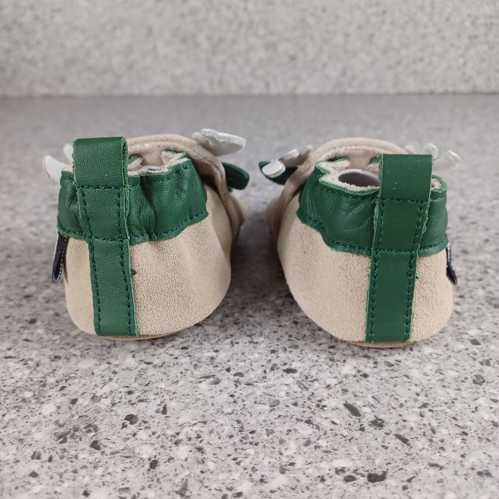 NBA Milwaukee Bucks Robeez Infant Baby Soft Shoes 0-6 months or 12-18 months - Picture 5 of 13